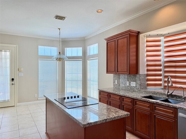 Building Photo - 4707 Gladesdale Park Ln