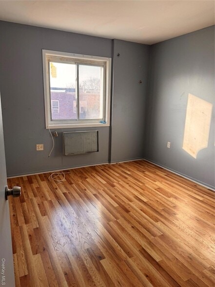 Building Photo - 776 Lincoln Ave