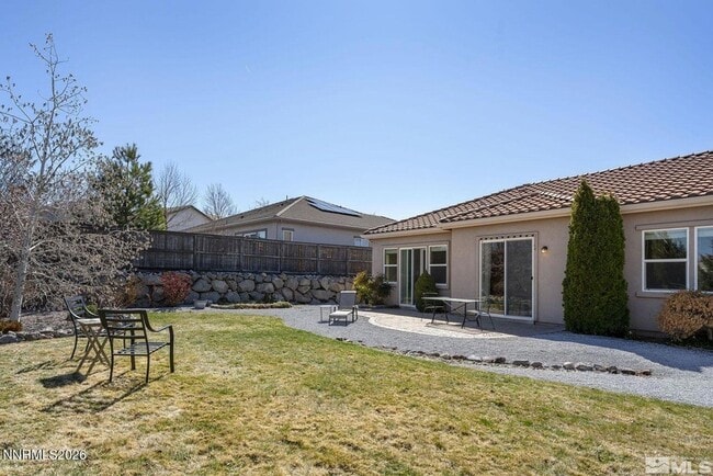 Building Photo - 735 Sienna Park Dr