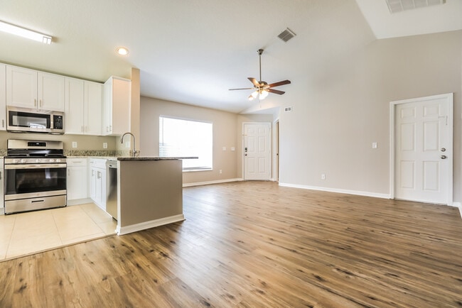 Building Photo - 7541 Oxford Garden Cir