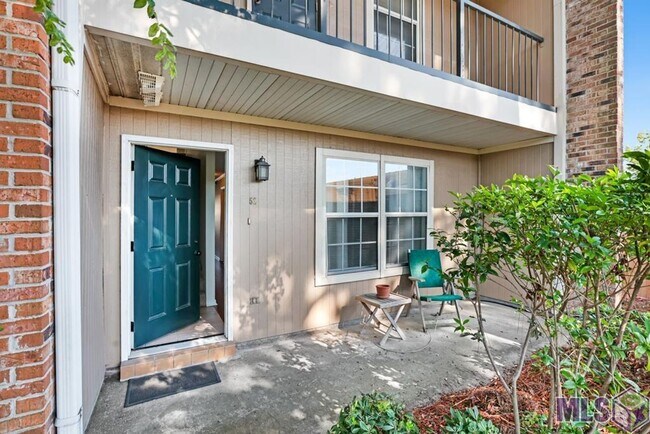Building Photo - 4625 Parkoaks Dr