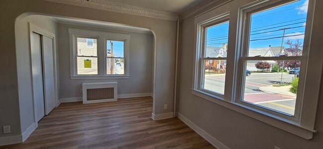 Building Photo - 780 6th St