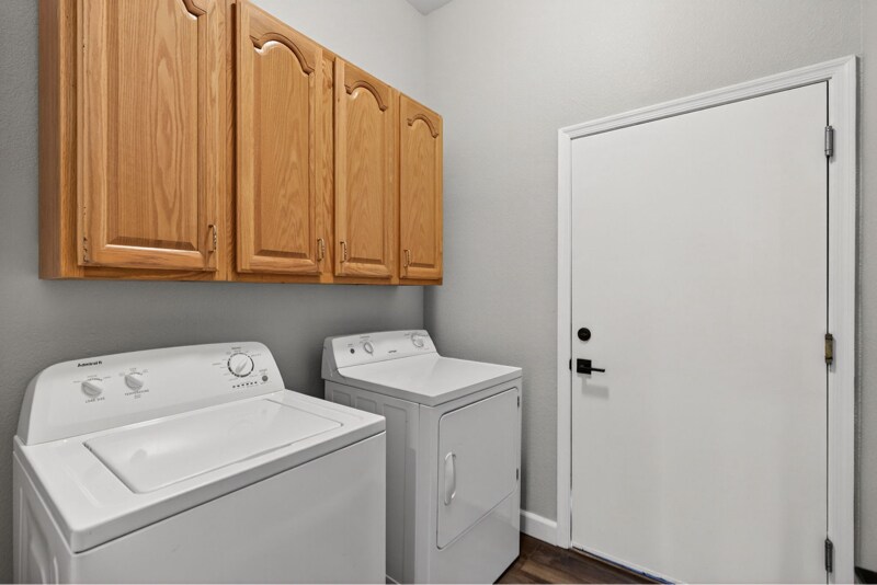 Building Photo - 8105 W Beck Ln