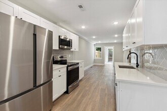 Building Photo - 1914 N Gratz St