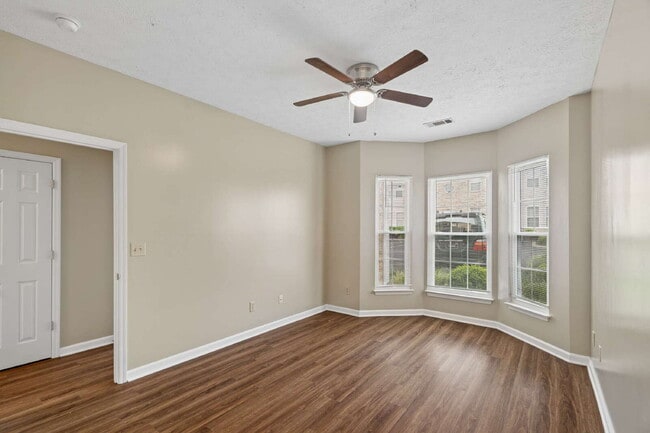 Building Photo - 501 Churchill Crossing