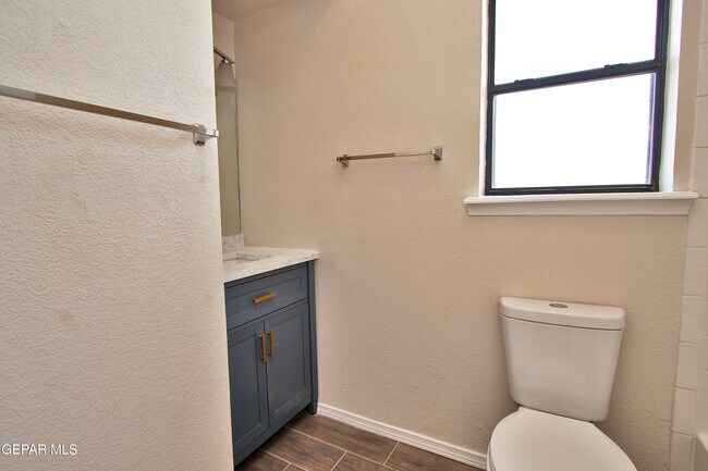 Building Photo - 11726 Stone Castle Dr
