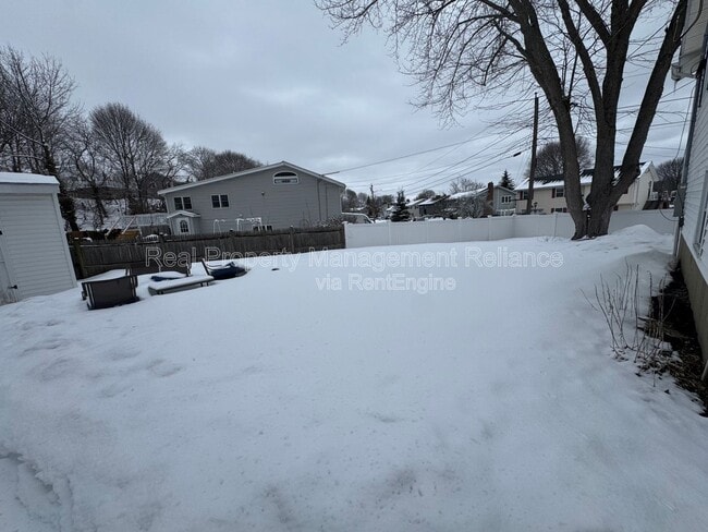 Building Photo - 30 Gables Cir