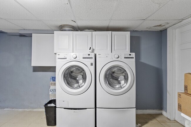 Building Photo - 27-29 Chadwick St