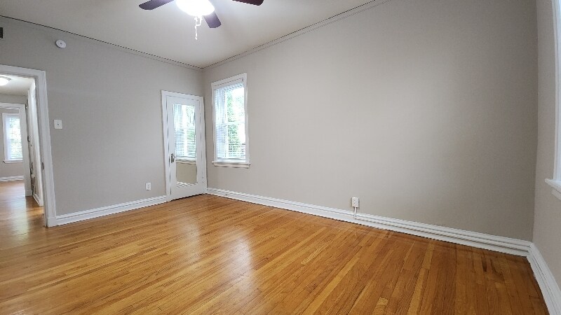 Building Photo - 7507 Oxford Dr