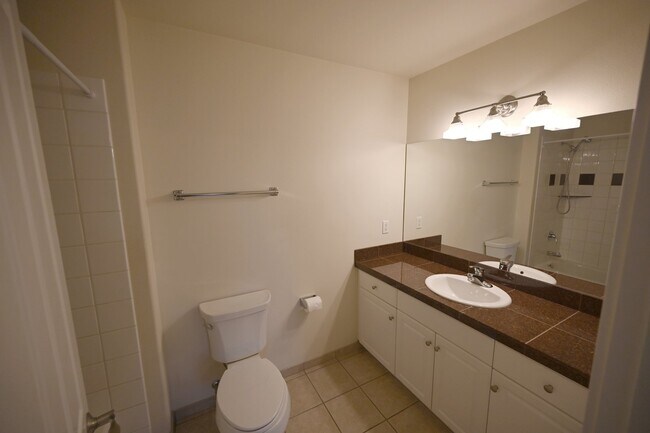 Building Photo - 2 bed 2 bath in Sequim