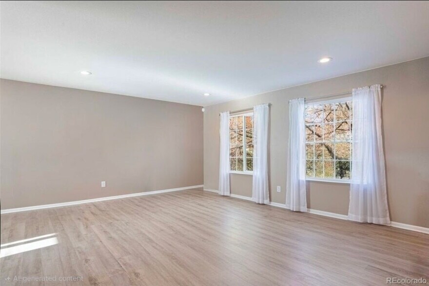 Building Photo - 7373 E Fremont Dr