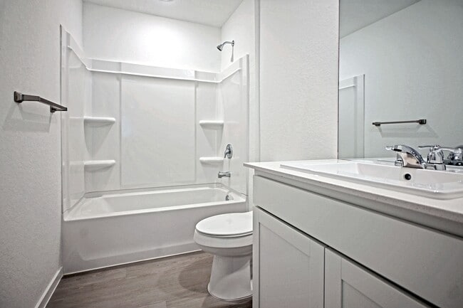 Building Photo - 9902 Mather Wy