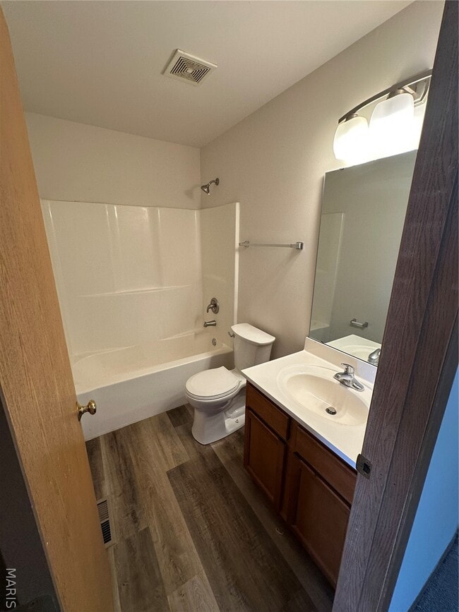 Building Photo - 231 Truman Ct