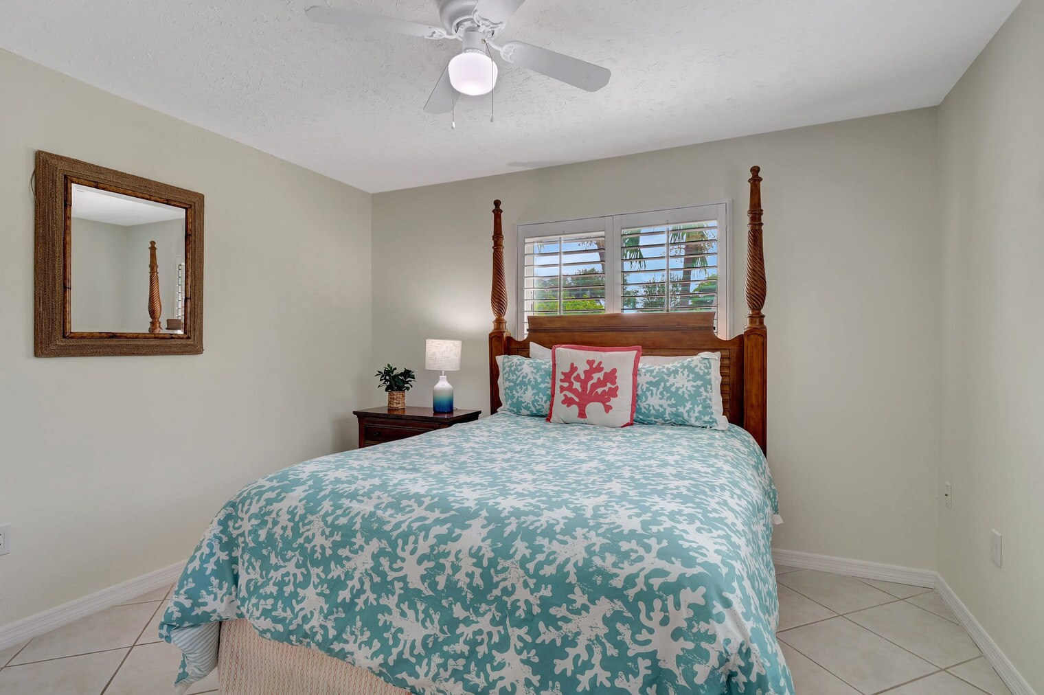 Building Photo - 27526 Los Amigos Ln