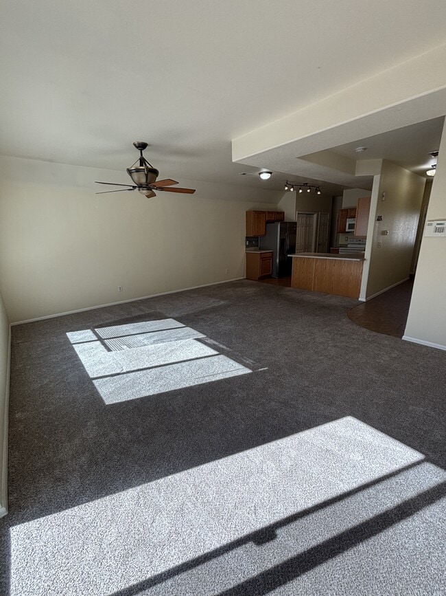 Building Photo - 755 Hailey Glenn View