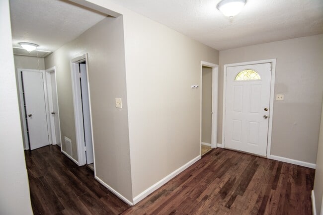 Building Photo - 5235 Enchanted Mist Dr