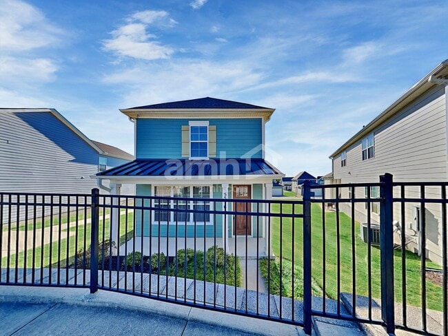 Building Photo - 5516 Central Grove Sq