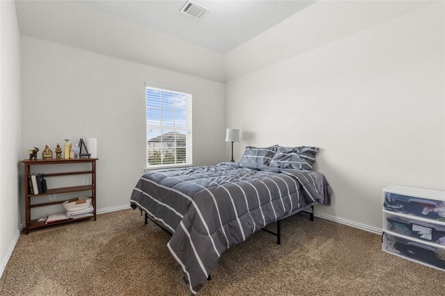 Building Photo - 2314 Red Slate Dr