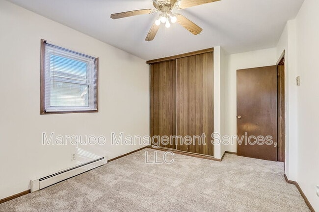 Building Photo - 416 S Bird St