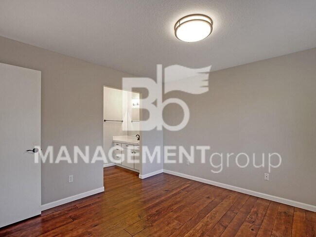 Building Photo - 16860 NW Argyle Way