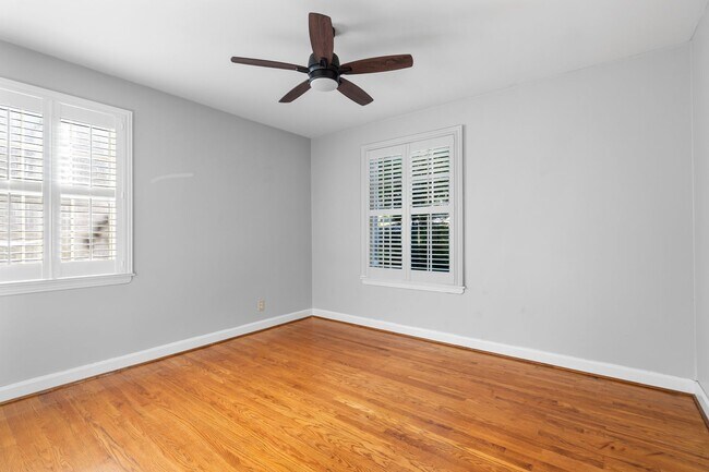 Building Photo - 702 Canebrake Dr