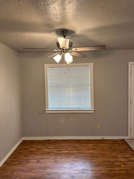 Building Photo - 1708 Westchester Dr