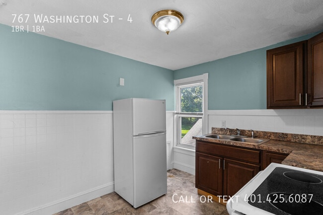 Building Photo - 767 Washington St