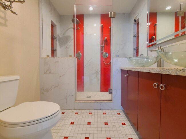 Building Photo - Beautiful 2-Story South Redlands Home with 3 Bedrooms and a Family Room!