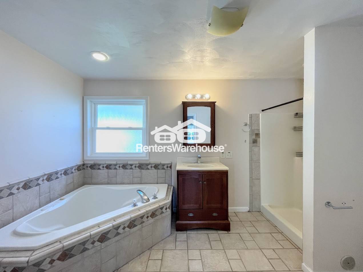 Building Photo - 1001 Bowden Ave