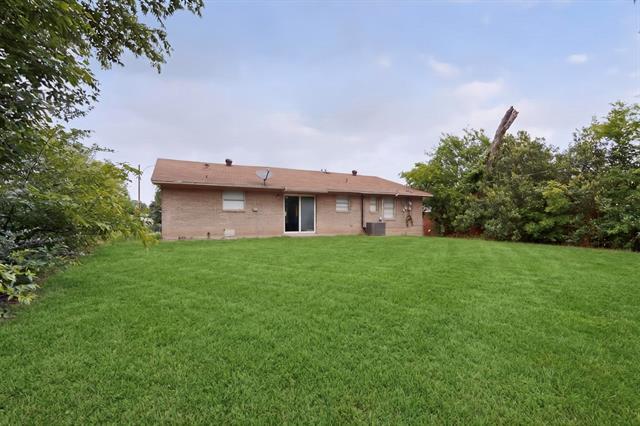 Building Photo - 524 Longridge Dr