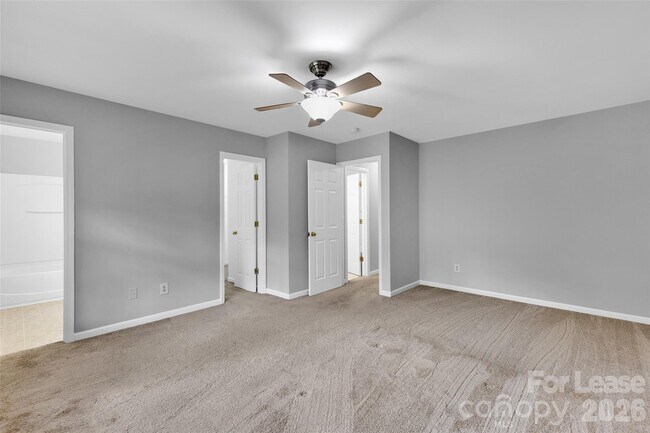 Building Photo - 11054 Dixie Hills Dr
