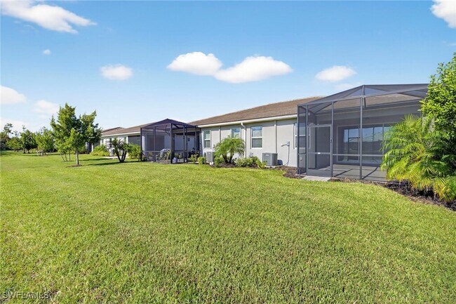 Building Photo - 10279 Bonavie Cove Dr