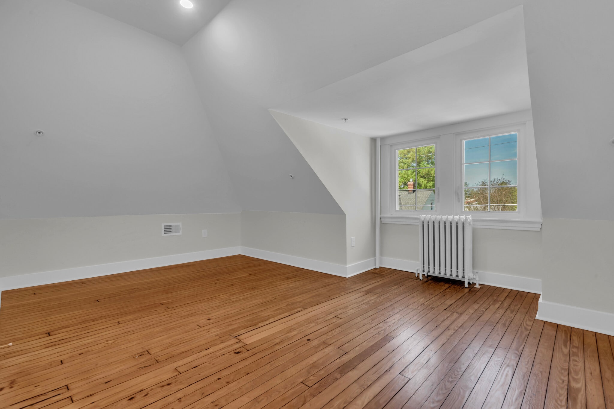 Building Photo - 3 Murray Ave