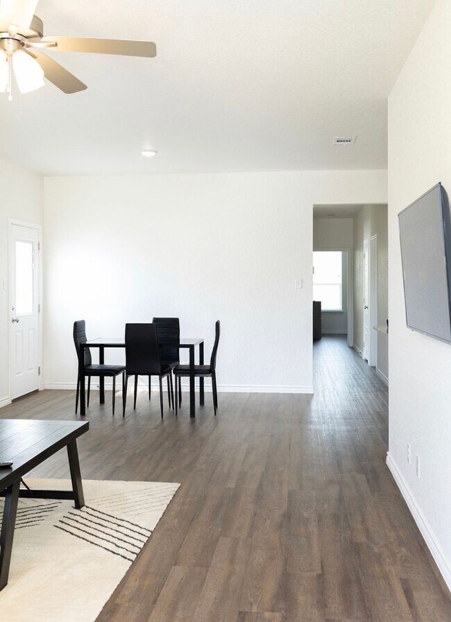 Building Photo - BRAND NEW 3 bedroom townhome!
