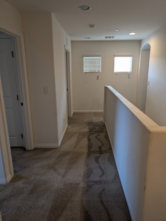 Building Photo - 71 Sevilla Heights Dr