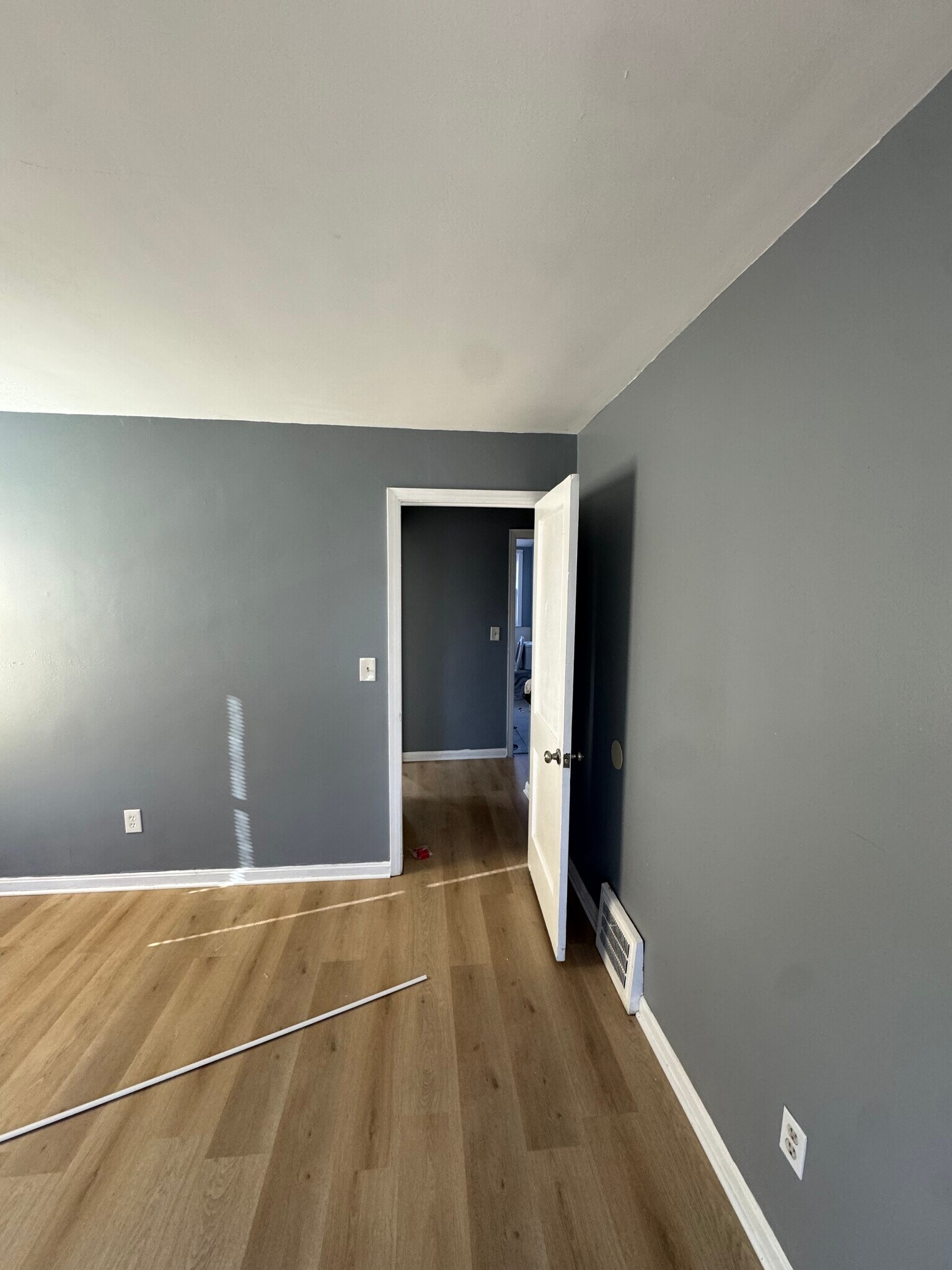 Building Photo - 3758 Palm Ave