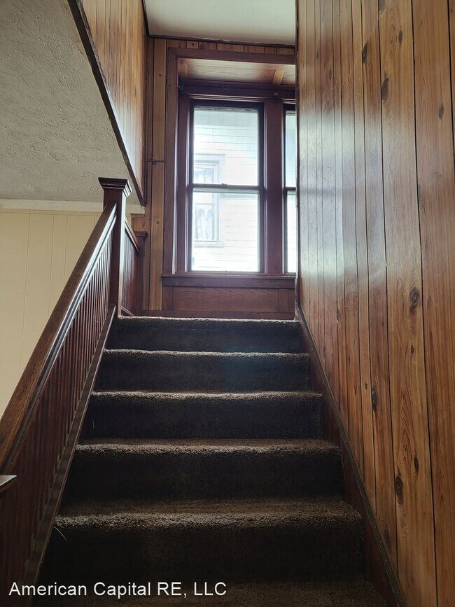 Building Photo - 5 br, 1.5 bath House - 647 Pennsylvania Ave