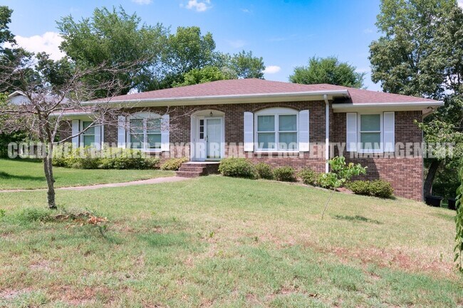 Primary Photo - 211 Sandpiper Ln