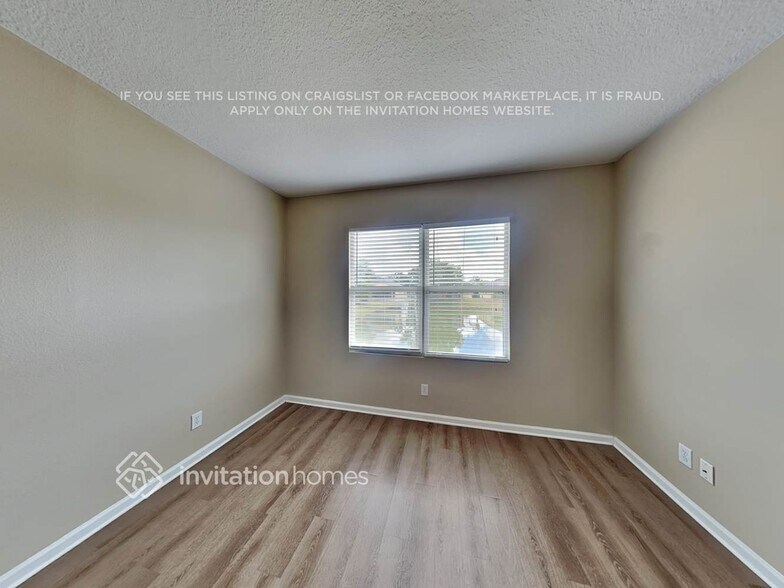 Building Photo - 551 Cressa Cir