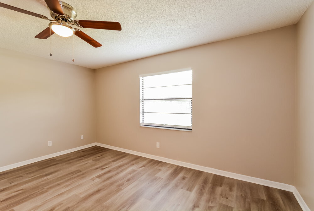 Building Photo - 245 Bridle Path