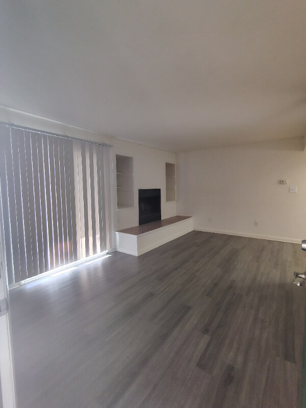 Building Photo - 600 Reusens Rd