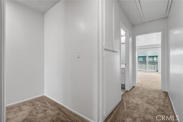 Building Photo - 4526 Heil Ave