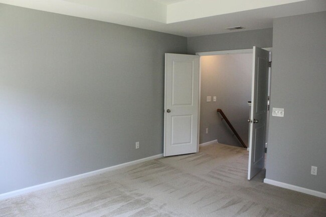 Building Photo - Summerville Rental