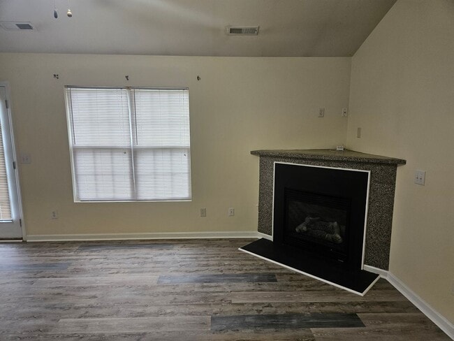 Building Photo - 1474 Bromwich Dr