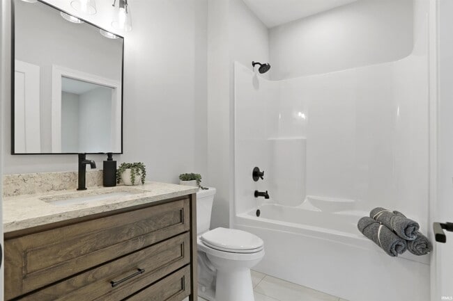 Building Photo - 4092 Cottonwood Dr