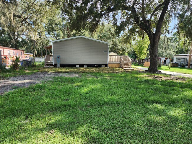 Building Photo - 3900 Nesrus Ln