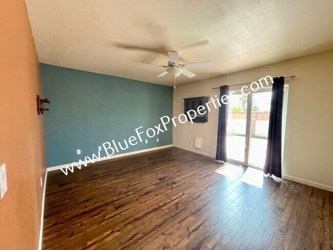 Building Photo - 2898 E Weymouth Cir