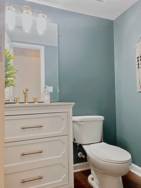 1/2 bath downstairs - 302 Springview Ln