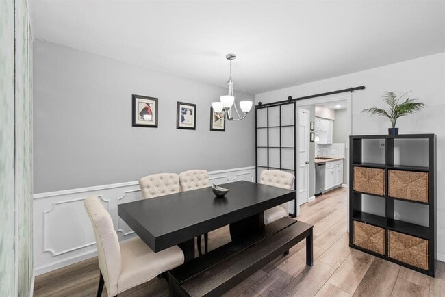 Building Photo - 10328 Briar Forest Dr