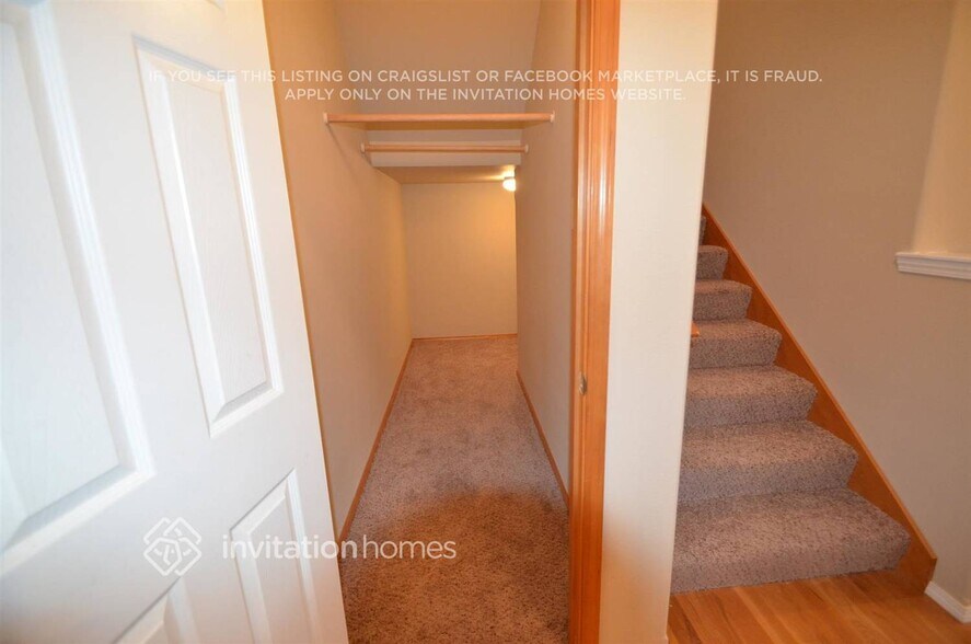 Building Photo - 1705 Peach Park Ln